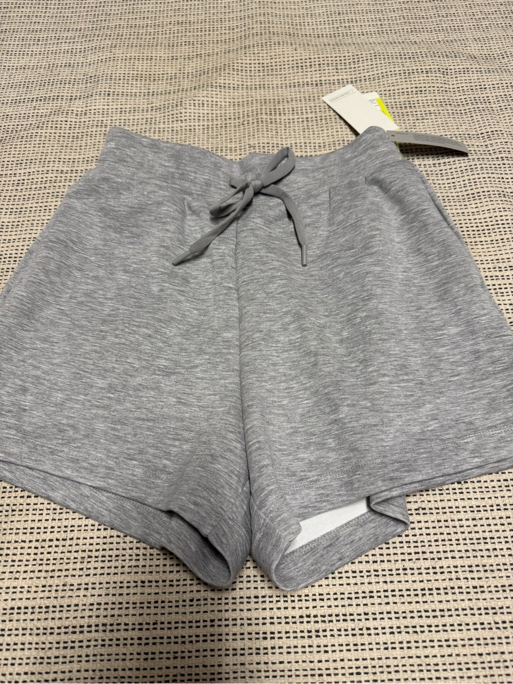 🎯50% OFF! all in motion woman’s heathered gray airy sleek shorts